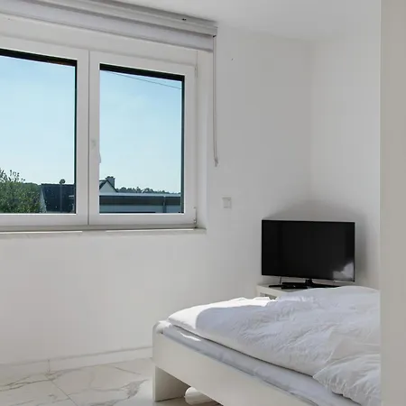 Neubau 2